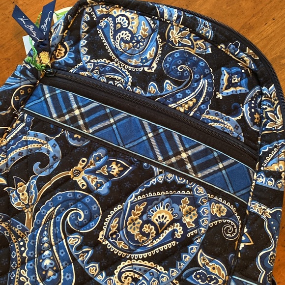 Vera Bradley Backpack - Picture 5 of 7
